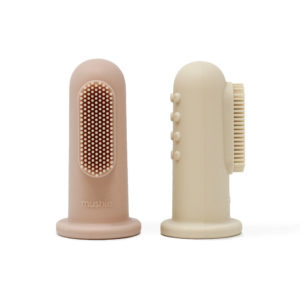 Silikónová zubna kefka na prst 2ks shifting-sand-blush I Mushie